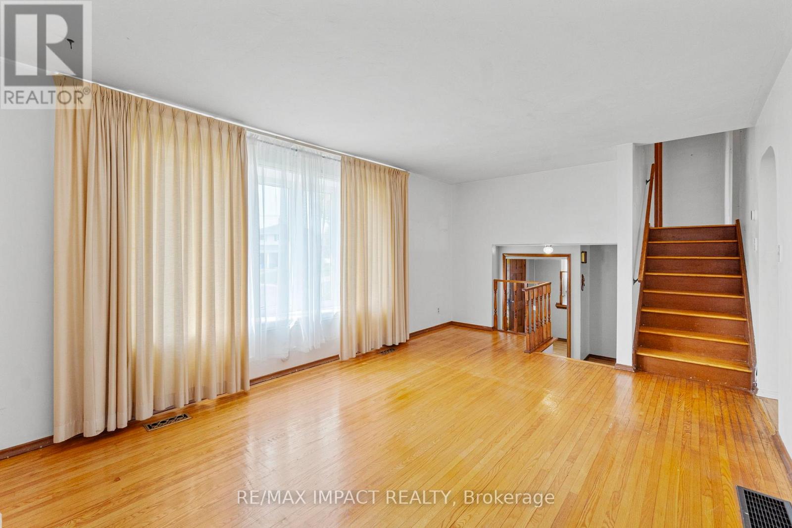 744 Spragge Crescent, Cobourg, Ontario  K9A 2T5 - Photo 17 - X12432282