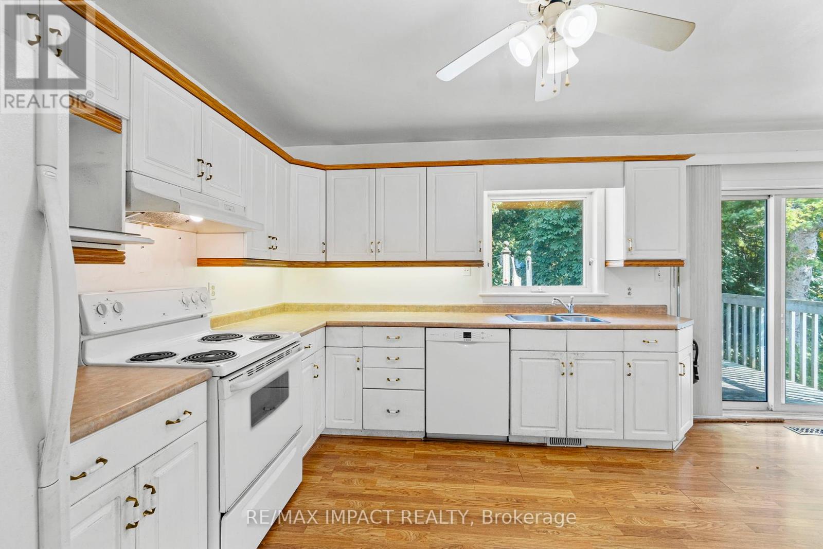 744 Spragge Crescent, Cobourg, Ontario  K9A 2T5 - Photo 18 - X12432282