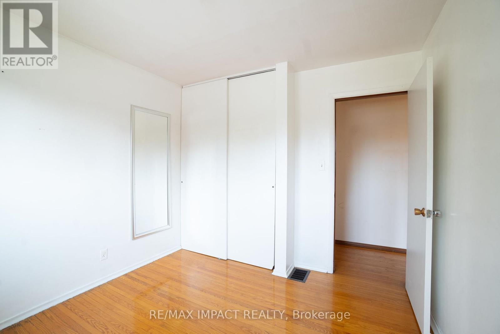 744 Spragge Crescent, Cobourg, Ontario  K9A 2T5 - Photo 35 - X12432282