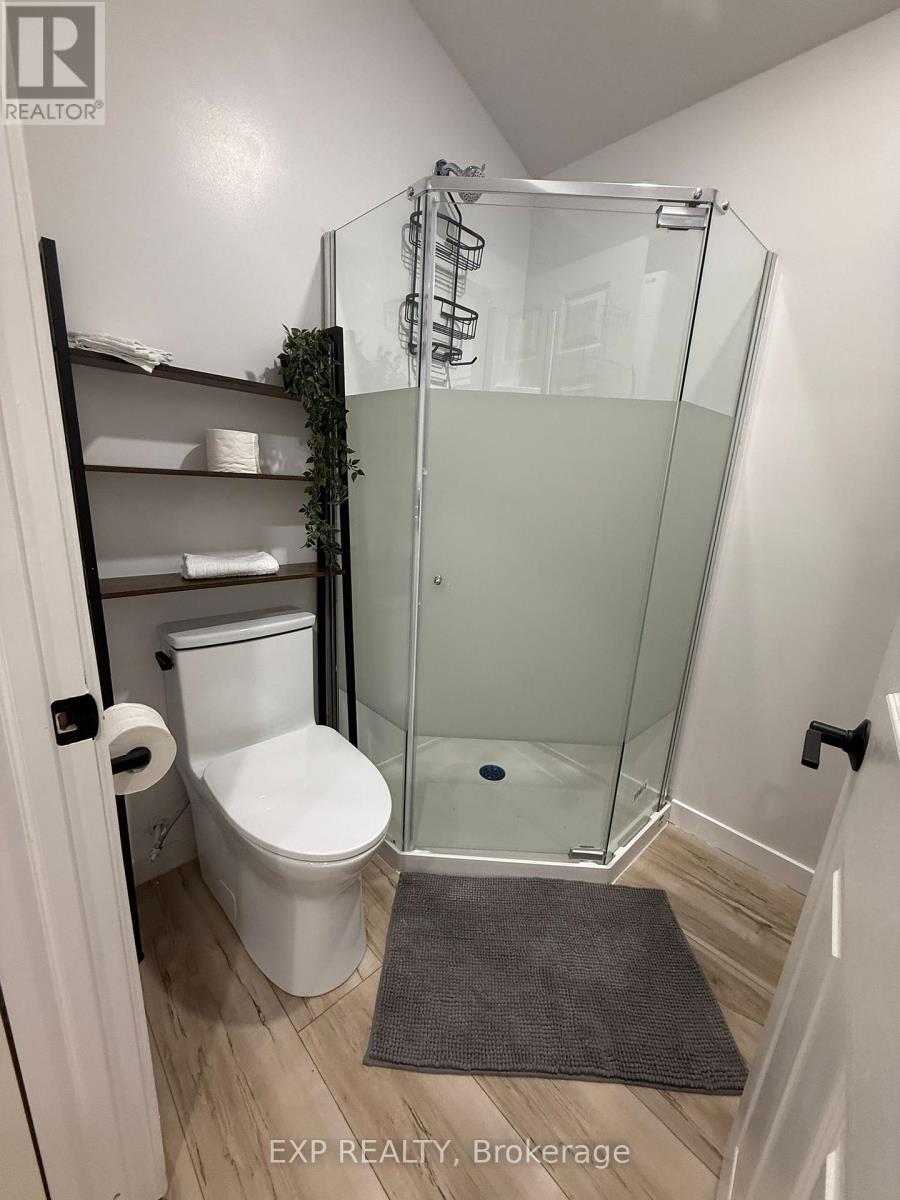 3 - 564 Brunel Street, Ottawa, Ontario  K1K 2G6 - Photo 3 - X12432245