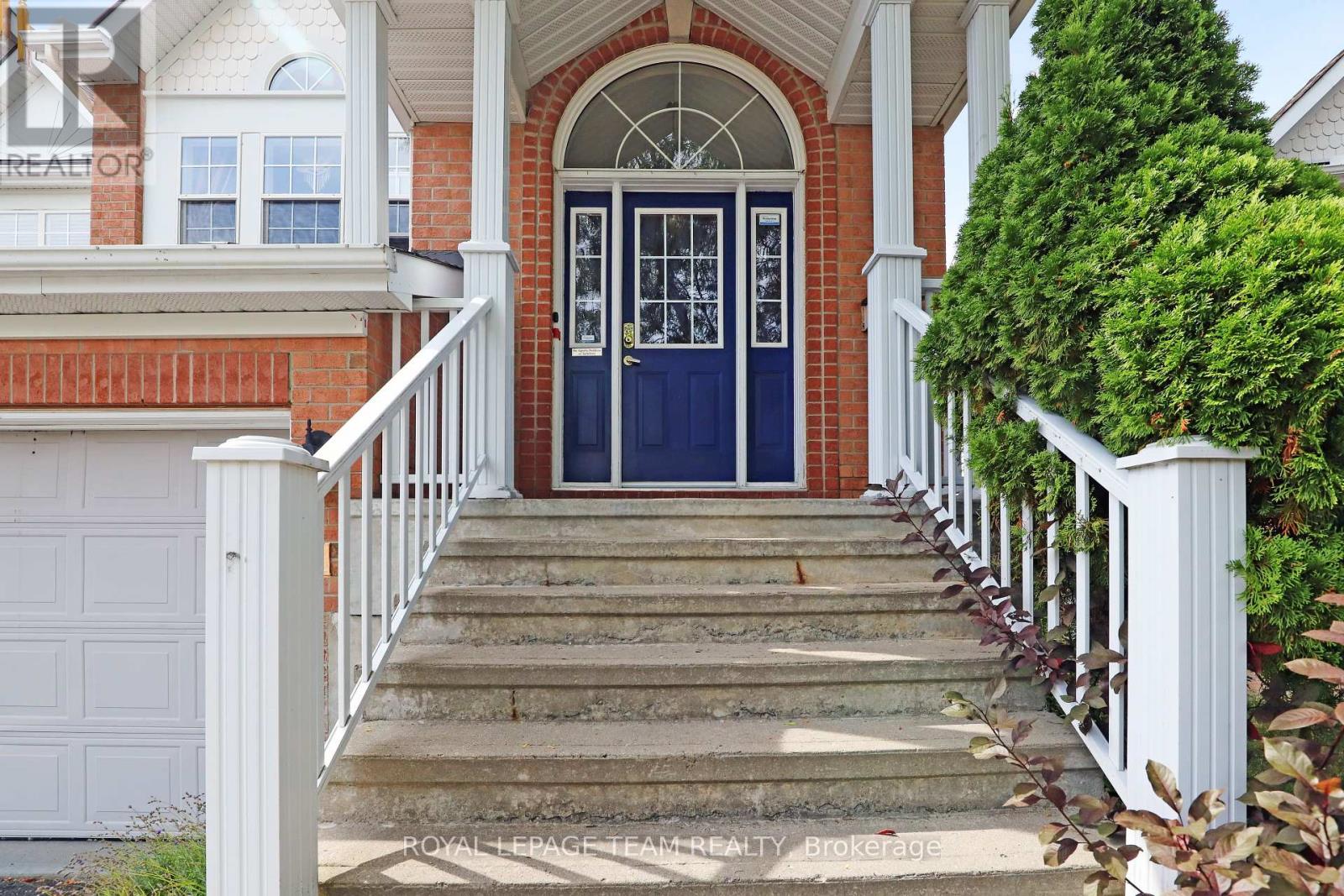 11 Saffron Court, Ottawa, Ontario  K2J 4R7 - Photo 3 - X12432263