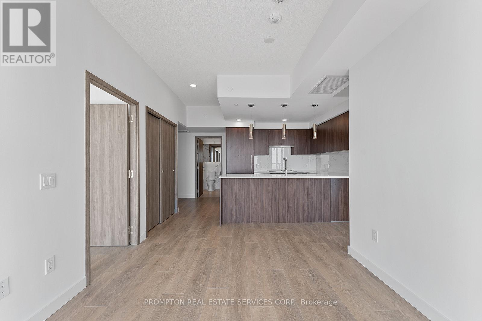 5910 - 3 Concord Cityplace Way, Toronto, Ontario  M5V 0X4 - Photo 11 - C12432192
