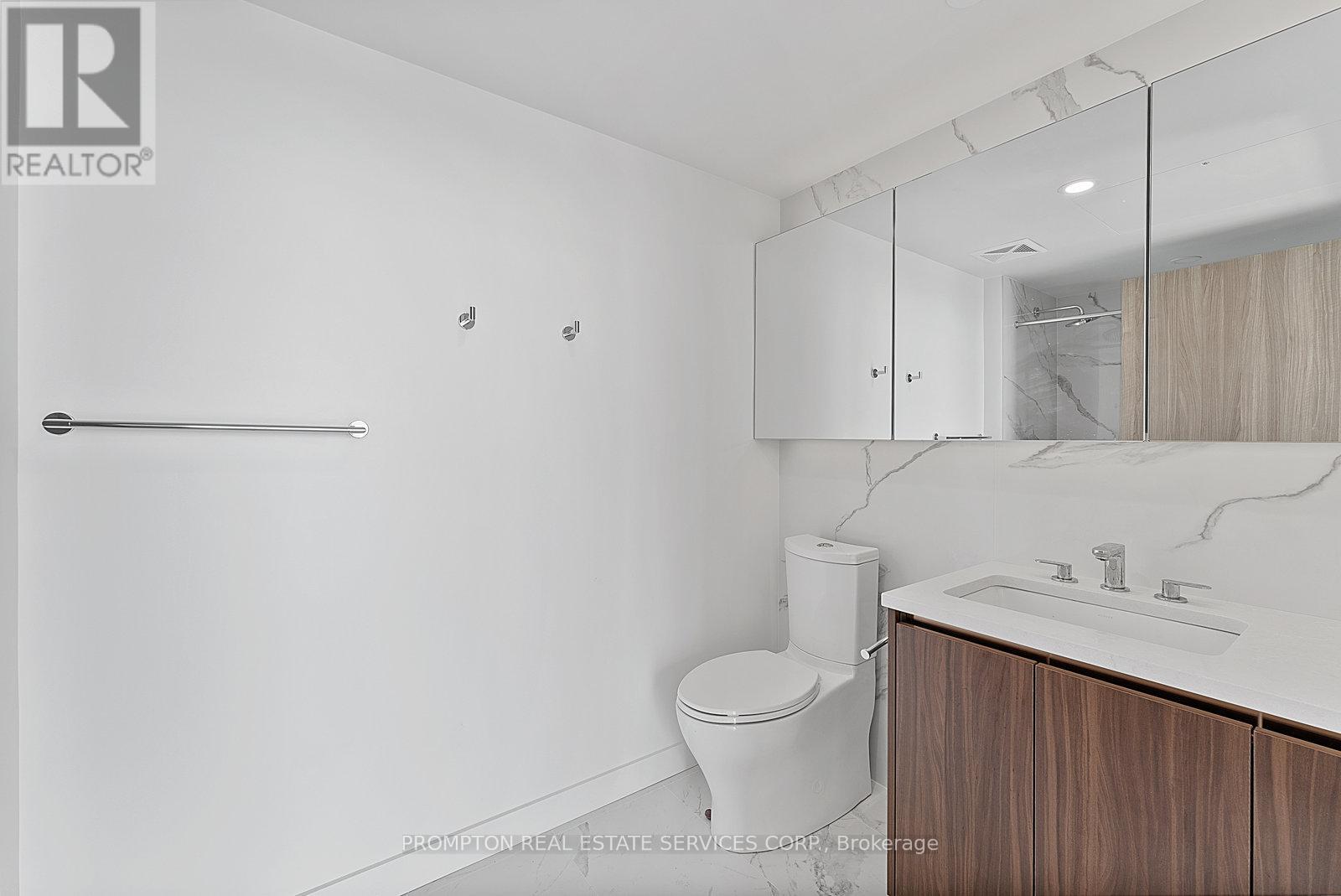 5910 - 3 Concord Cityplace Way, Toronto, Ontario  M5V 0X4 - Photo 15 - C12432192