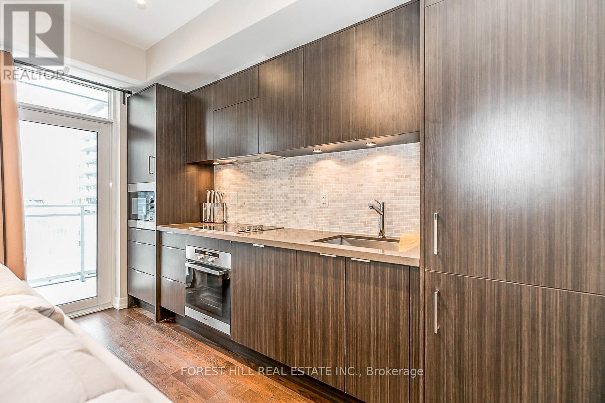 1003 - 21 Widmer Street, Toronto, Ontario  M5V 0B8 - Photo 12 - C12432215