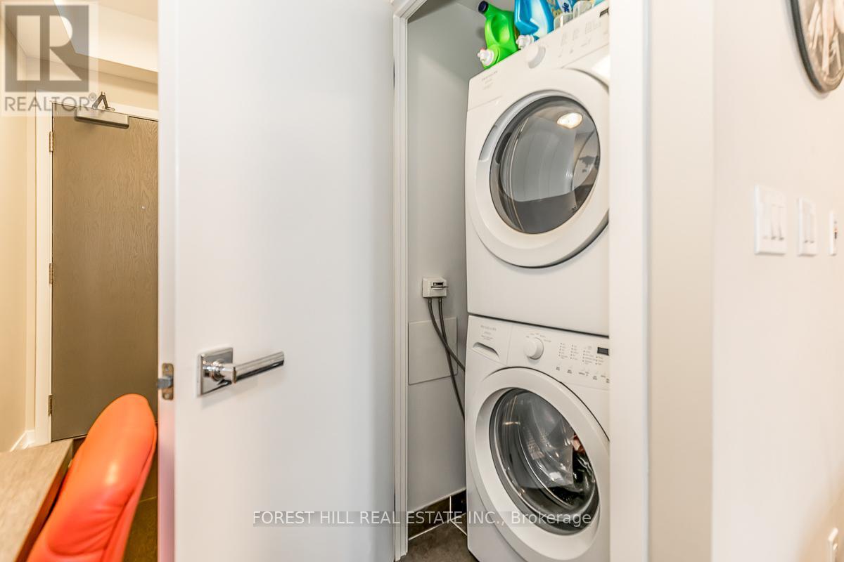 1003 - 21 Widmer Street, Toronto, Ontario  M5V 0B8 - Photo 15 - C12432215