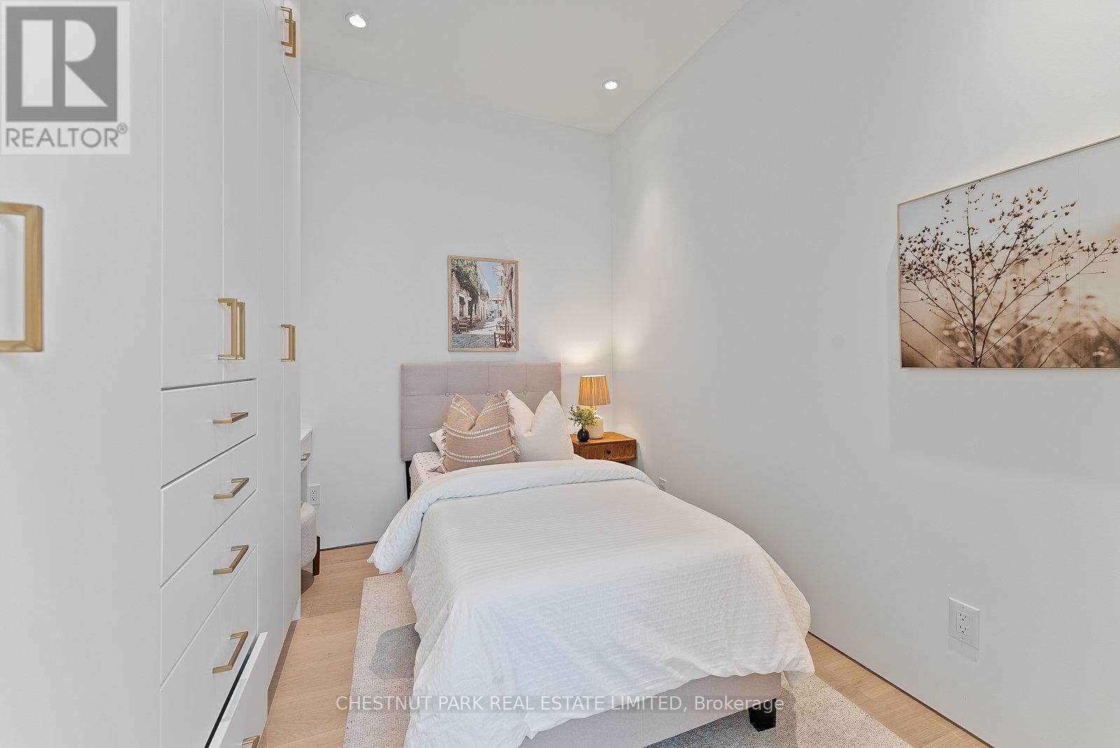 82 Robert Street, Toronto, Ontario  M5S 2K3 - Photo 39 - C12432219