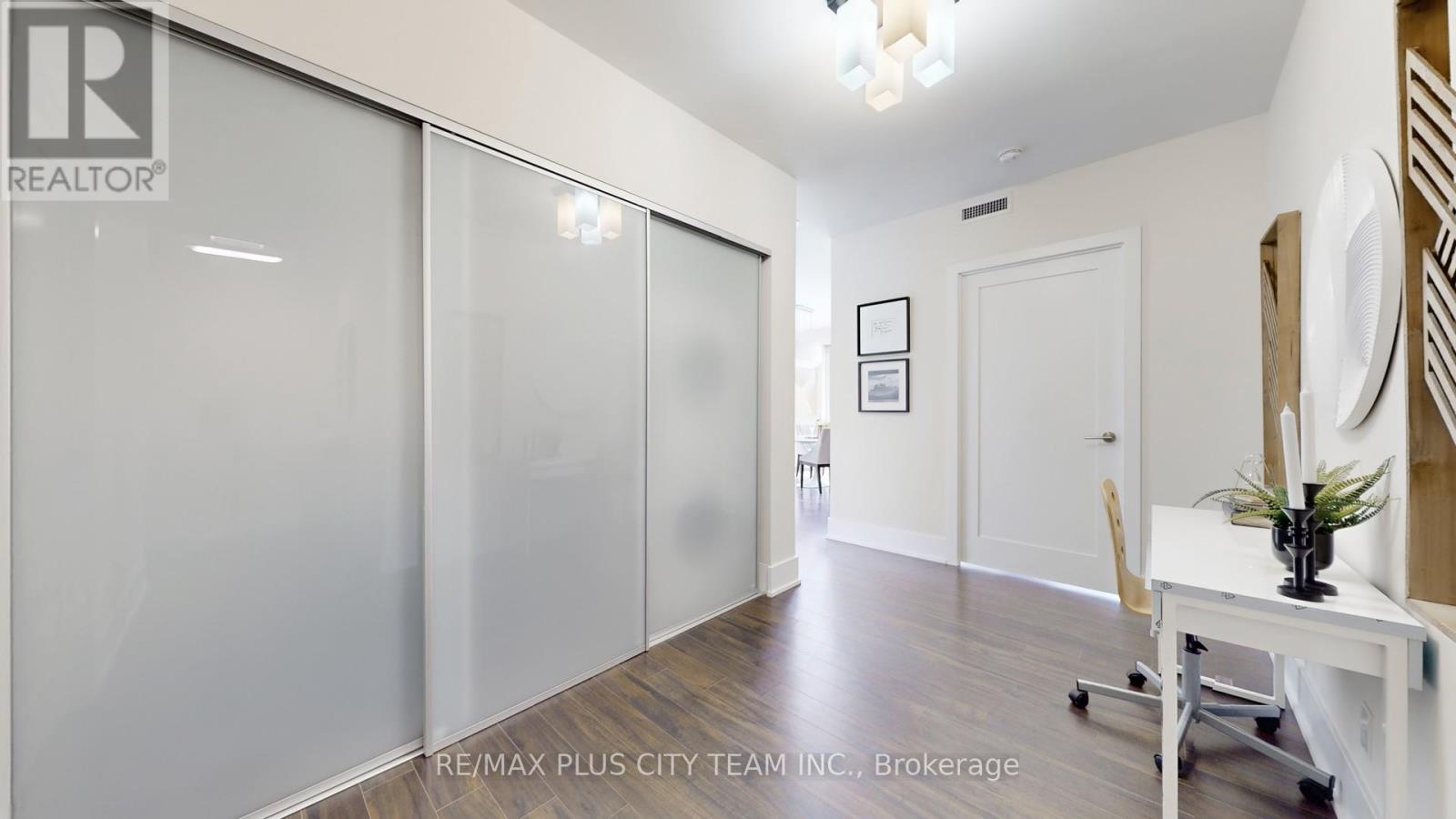 4311 - 300 Front Street, Toronto, Ontario  M5V 0E9 - Photo 13 - C12432220