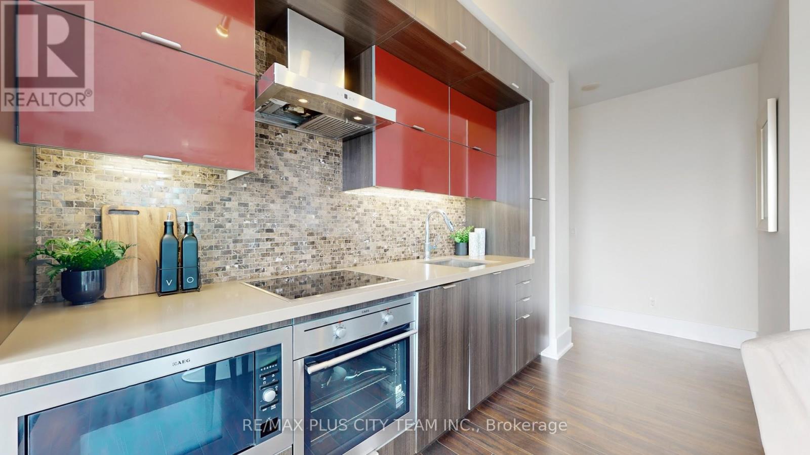 4311 - 300 Front Street, Toronto, Ontario  M5V 0E9 - Photo 9 - C12432220