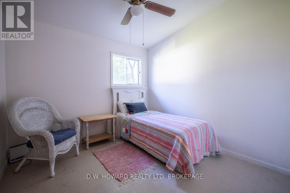4893 Brown Road, Fort Erie, Ontario  L0S 1N0 - Photo 15 - X12432278