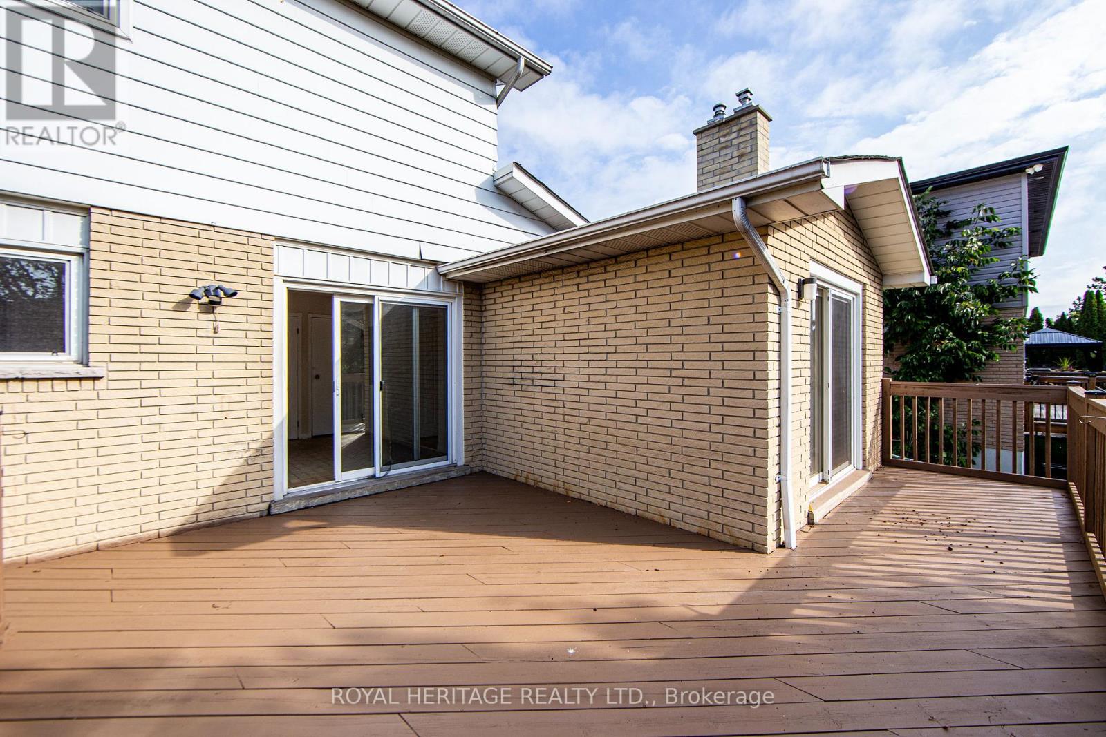 586 Creekview Circle, Pickering, Ontario  L1W 3E4 - Photo 28 - E12432084