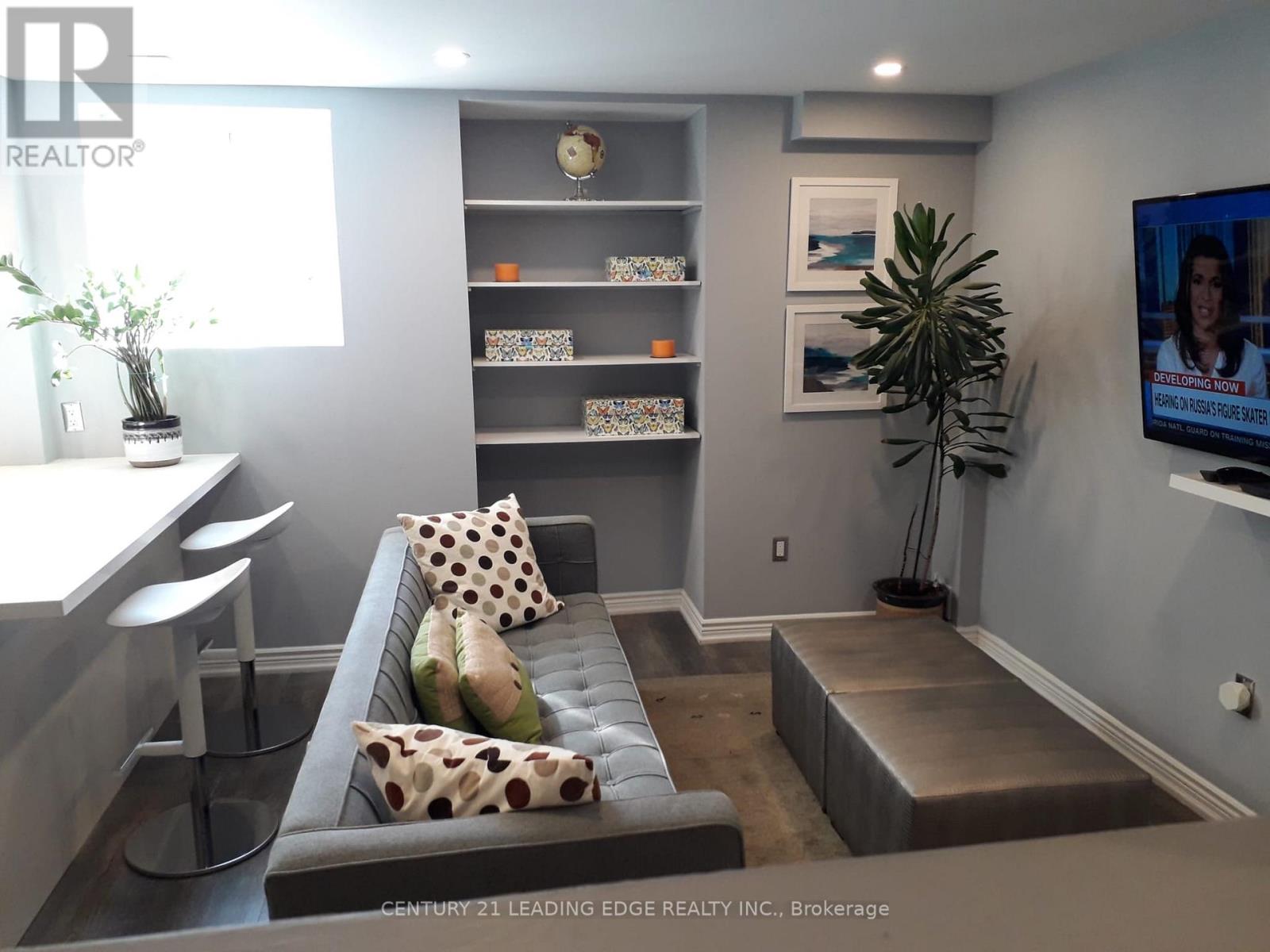 Basement - 45 Promenade Drive, Whitby, Ontario  L1R 0J8 - Photo 7 - E12432095
