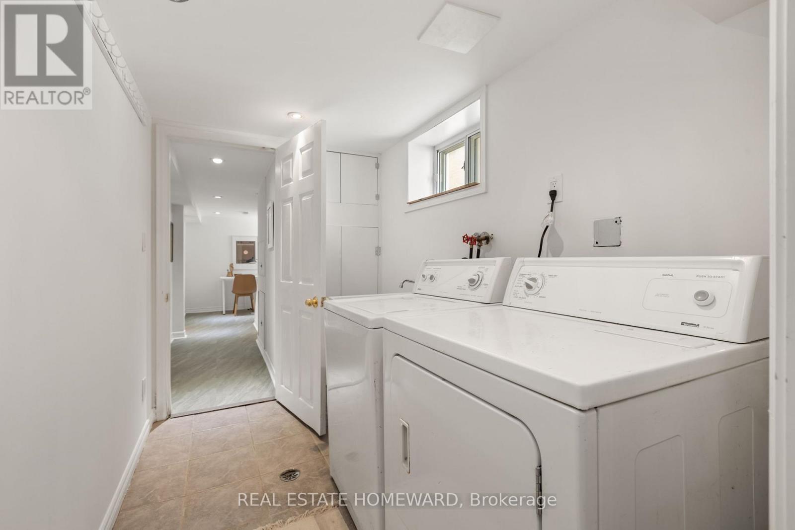 86 Floyd Avenue, Toronto, Ontario  M4K 2B5 - Photo 27 - E12432144