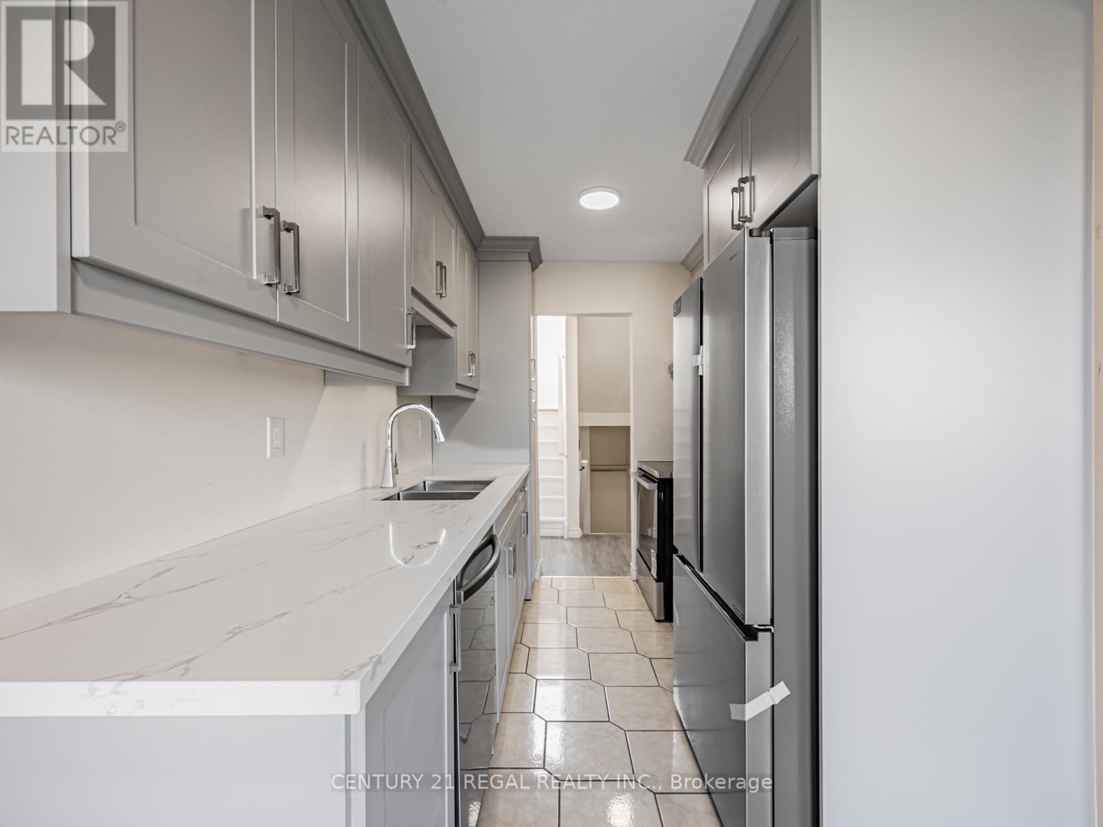 81 Nabob Crescent, Toronto, Ontario  M1B 2Z1 - Photo 7 - E12432207