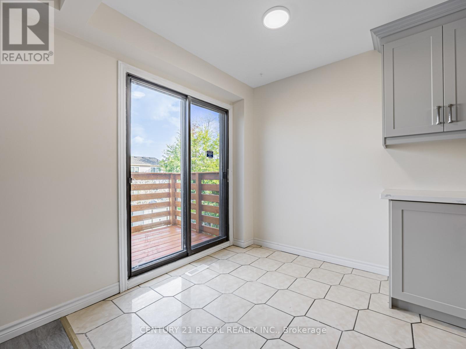 81 Nabob Crescent, Toronto, Ontario  M1B 2Z1 - Photo 8 - E12432207