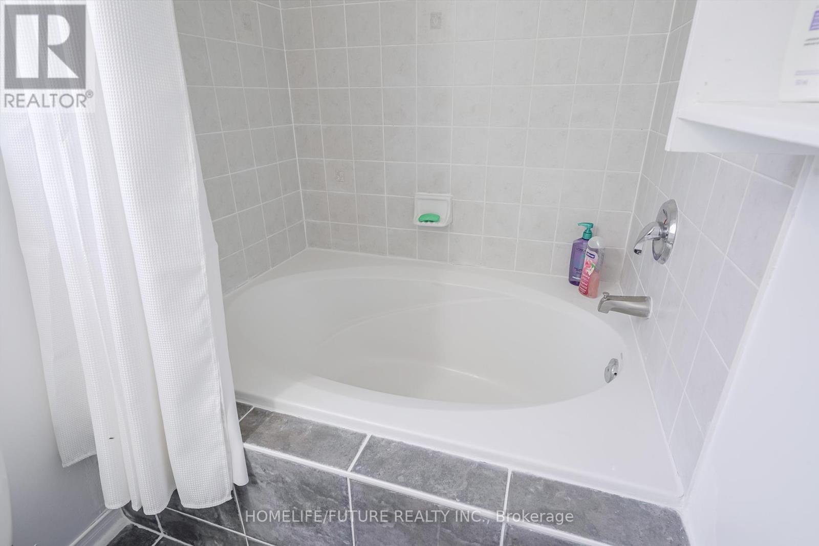 99 Harrongate Place, Whitby, Ontario  L1R 3E5 - Photo 43 - E12432223