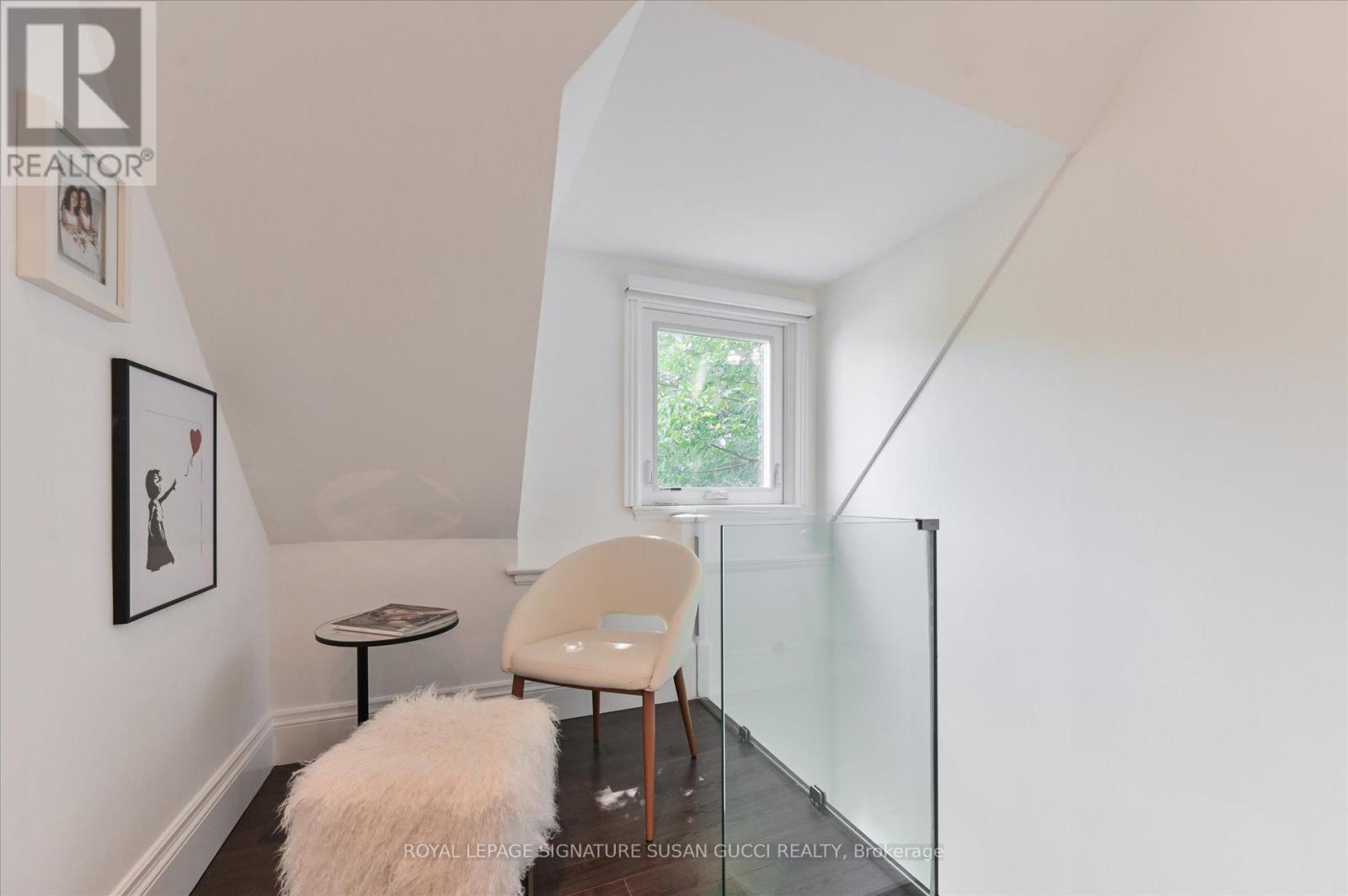 34 Glenwood Crescent, Toronto, Ontario  M4B 1J6 - Photo 21 - E12432225