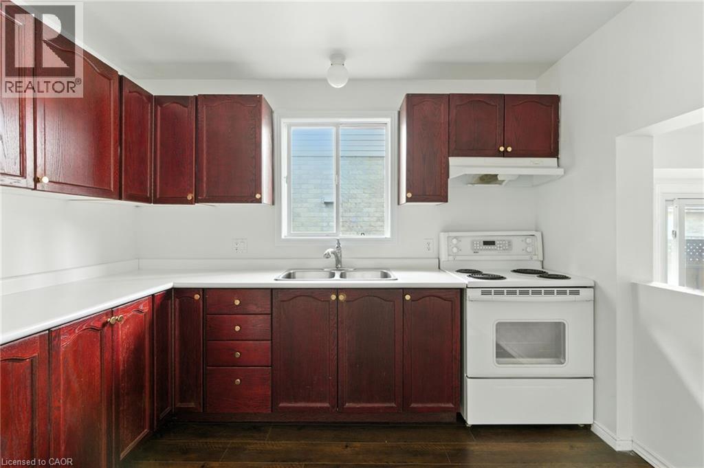 15 Gisele Drive, Hamilton, Ontario  L9B 2M5 - Photo 14 - 40774170