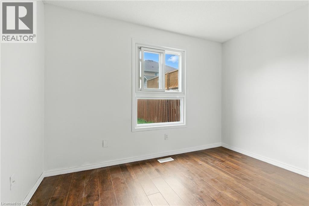 15 Gisele Drive, Hamilton, Ontario  L9B 2M5 - Photo 23 - 40774170