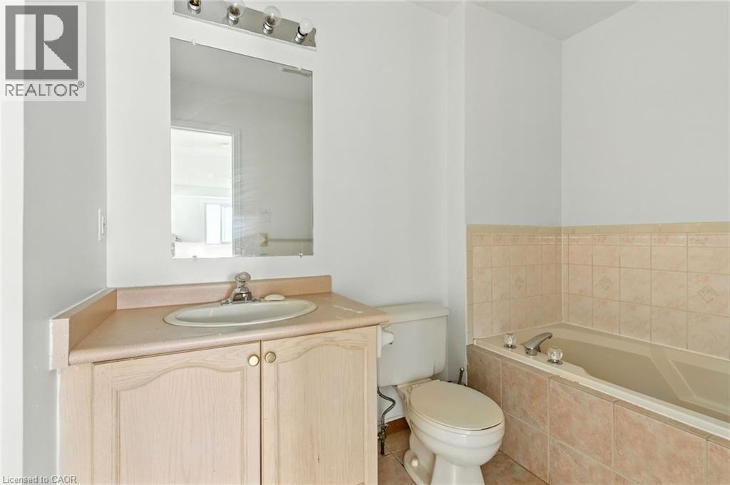 15 Gisele Drive, Hamilton, Ontario  L9B 2M5 - Photo 24 - 40774170