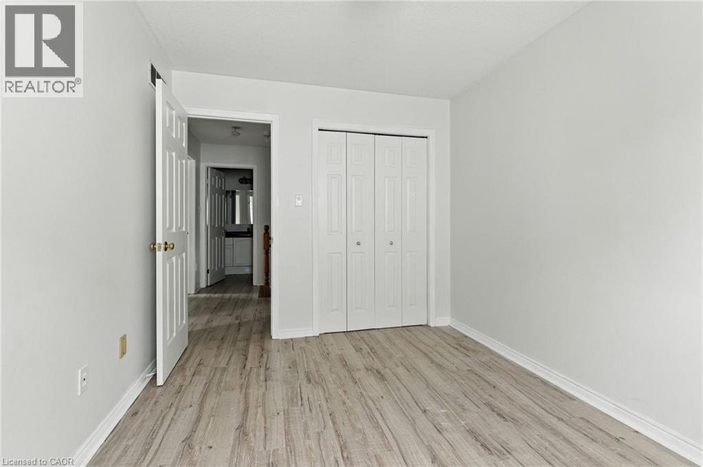 15 Gisele Drive, Hamilton, Ontario  L9B 2M5 - Photo 29 - 40774170