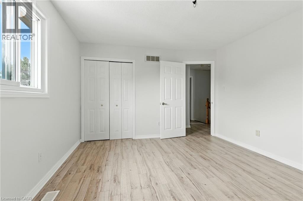 15 Gisele Drive, Hamilton, Ontario  L9B 2M5 - Photo 31 - 40774170
