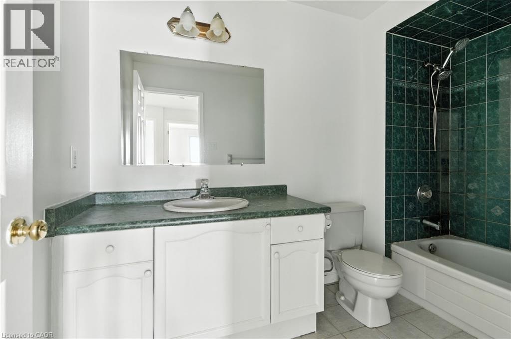15 Gisele Drive, Hamilton, Ontario  L9B 2M5 - Photo 34 - 40774170
