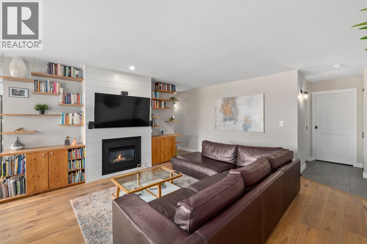 502 410 Carnarvon Street, New Westminster, British Columbia  V3L 5N9 - Photo 2 - R3053036