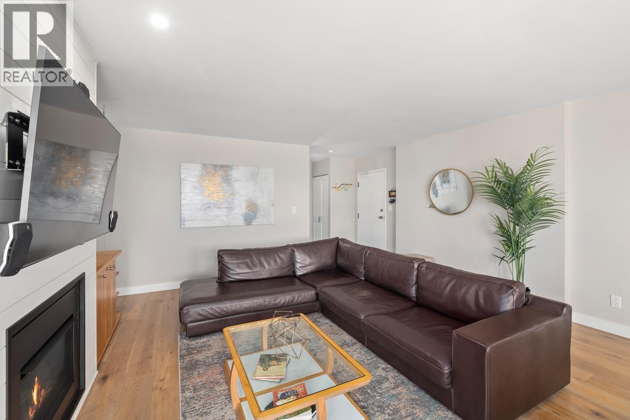 502 410 Carnarvon Street, New Westminster, British Columbia  V3L 5N9 - Photo 3 - R3053036
