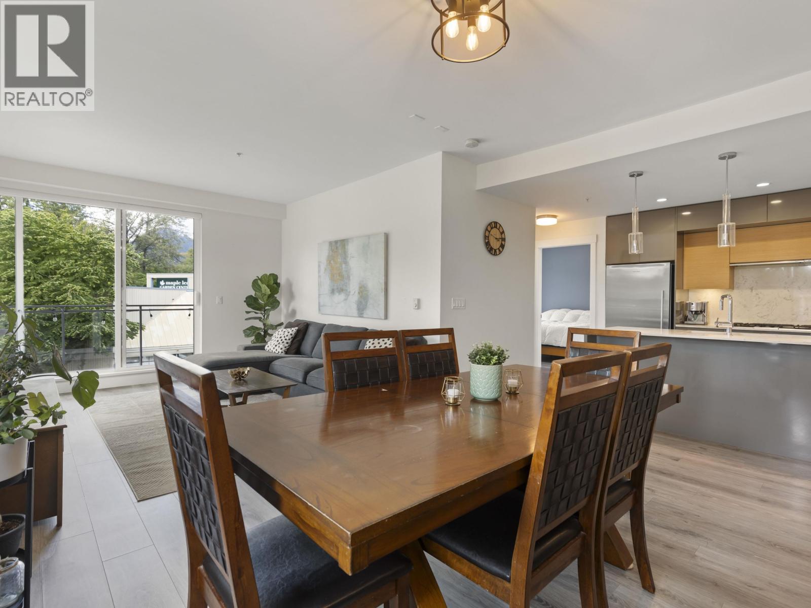 303 1327 Draycott Road, North Vancouver, British Columbia  V7J 1W1 - Photo 5 - R3053060