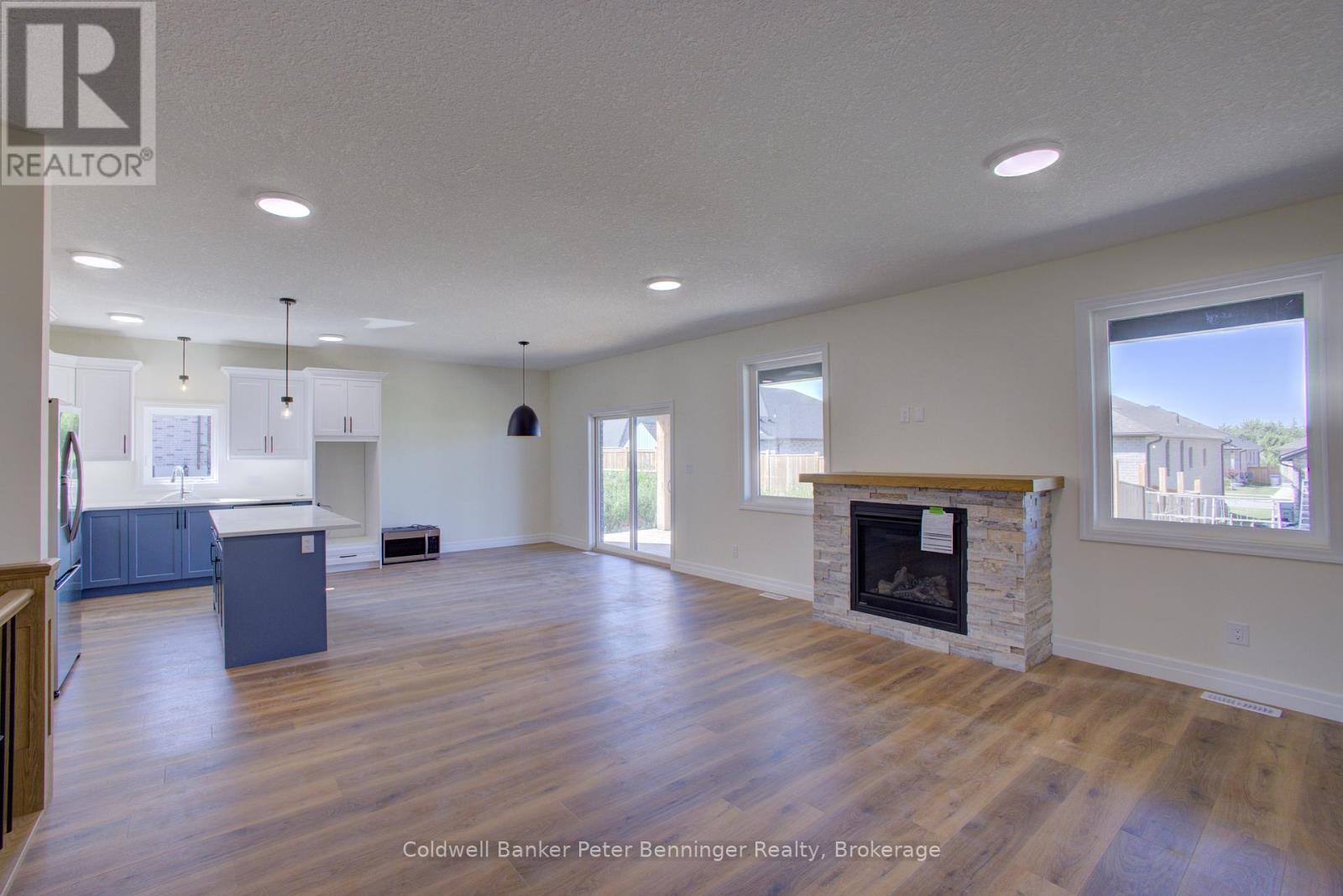 128 Pugh Street, Perth East, Ontario  N0K 1M0 - Photo 1 - X12432262