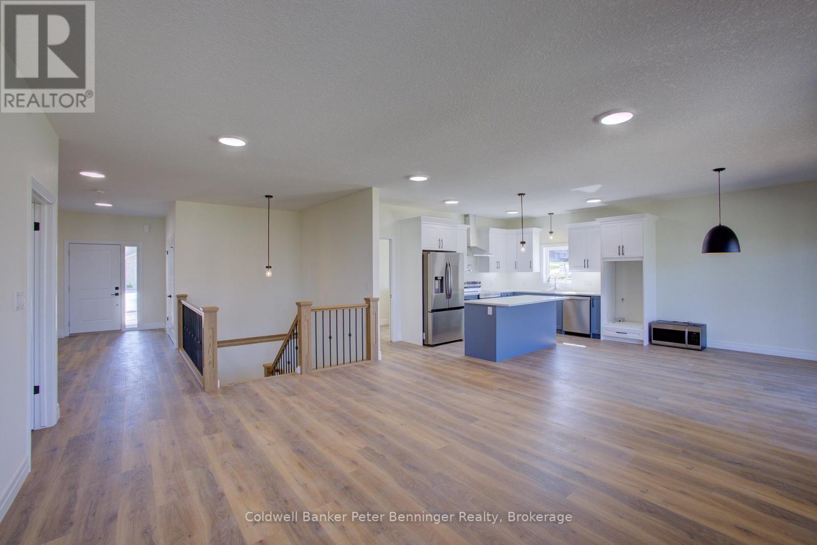 128 Pugh Street, Perth East, Ontario  N0K 1M0 - Photo 6 - X12432262