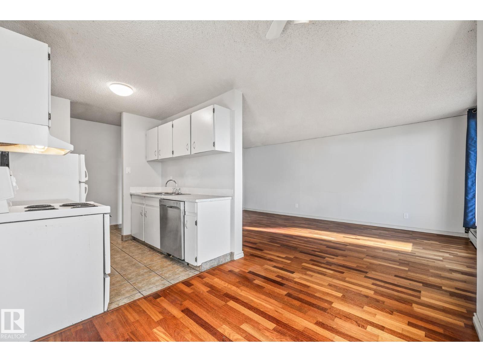 #702 10015 119 St Nw, Edmonton, Alberta  T5K 1Y7 - Photo 18 - E4451942