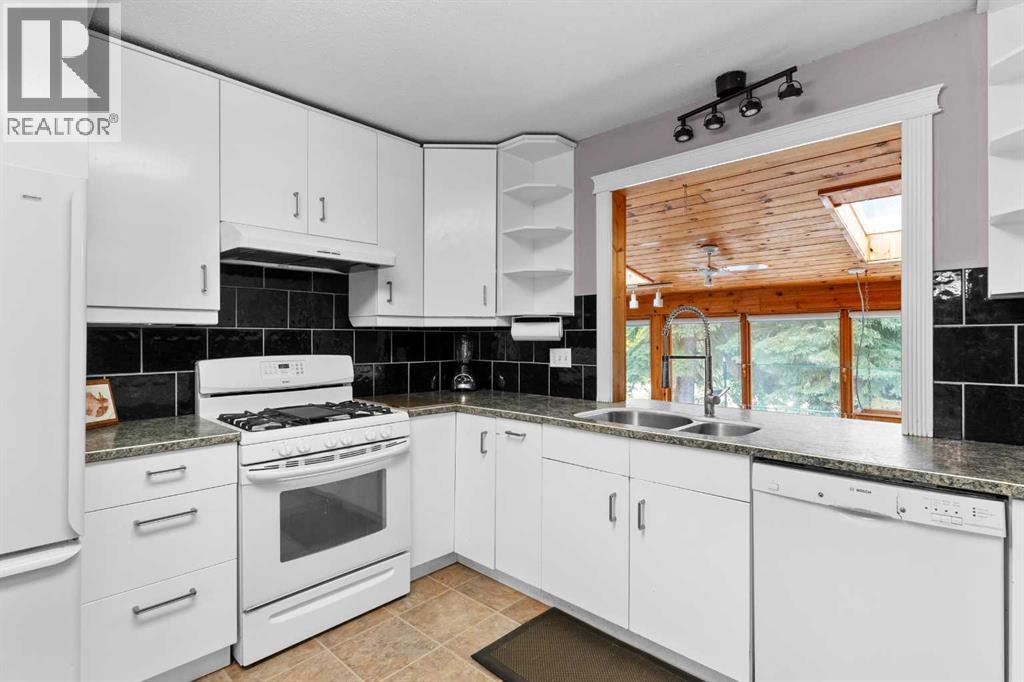 102-4042 Highway 587, Rural Red Deer County, Alberta  T0M 0K0 - Photo 16 - A2153842