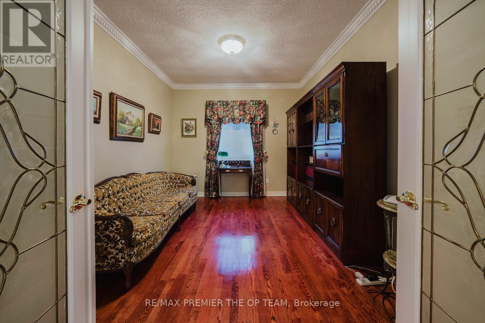 77 Malden Street, Vaughan, Ontario  L4L 8J3 - Photo 13 - N12429658