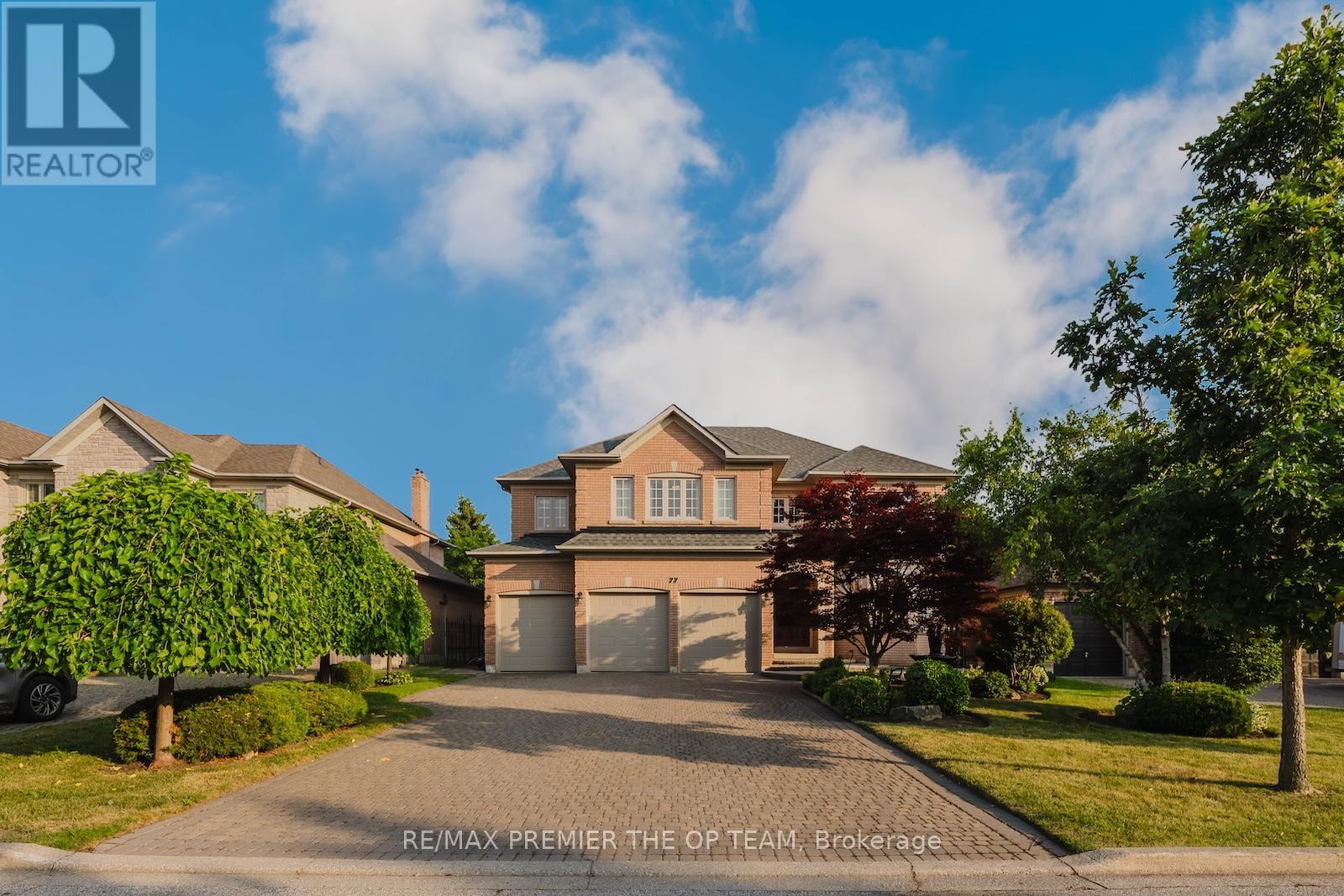 77 Malden Street, Vaughan, Ontario  L4L 8J3 - Photo 2 - N12429658