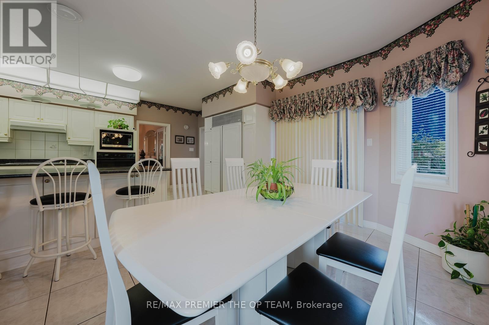 77 Malden Street, Vaughan, Ontario  L4L 8J3 - Photo 20 - N12429658