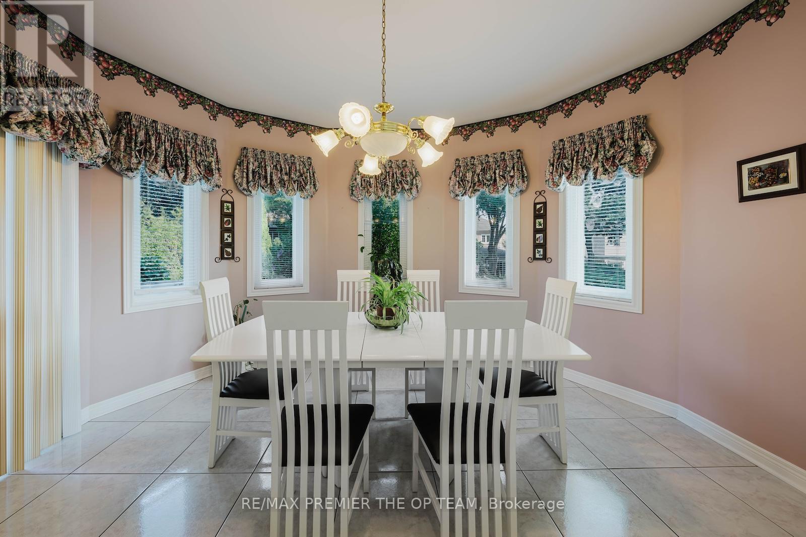 77 Malden Street, Vaughan, Ontario  L4L 8J3 - Photo 22 - N12429658