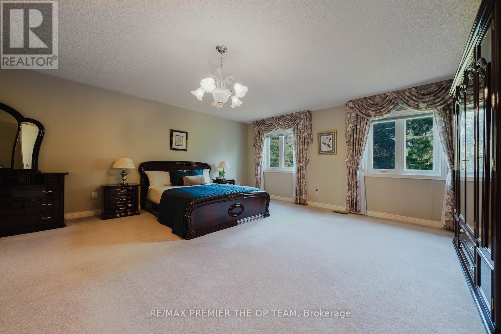77 Malden Street, Vaughan, Ontario  L4L 8J3 - Photo 25 - N12429658