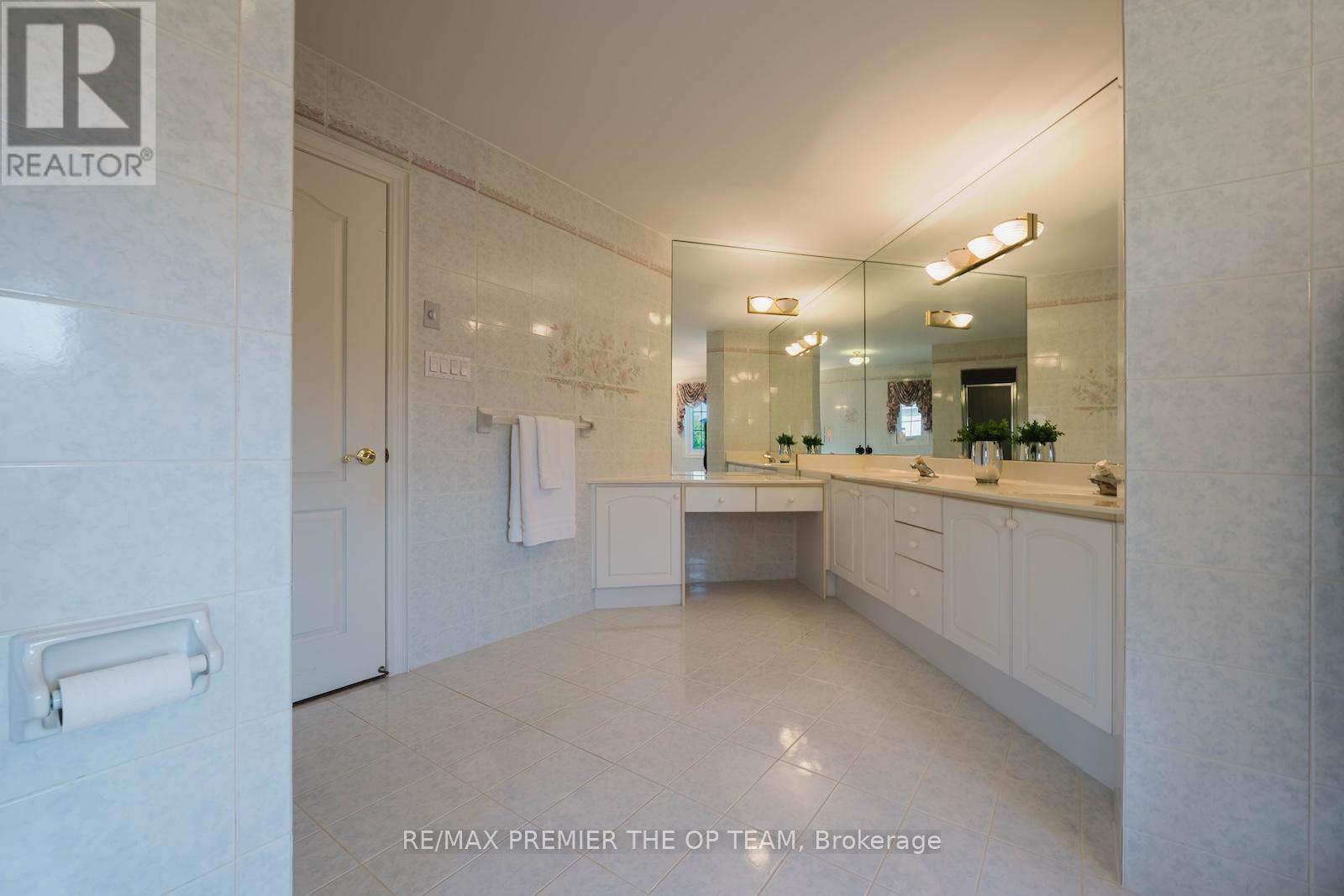 77 Malden Street, Vaughan, Ontario  L4L 8J3 - Photo 28 - N12429658