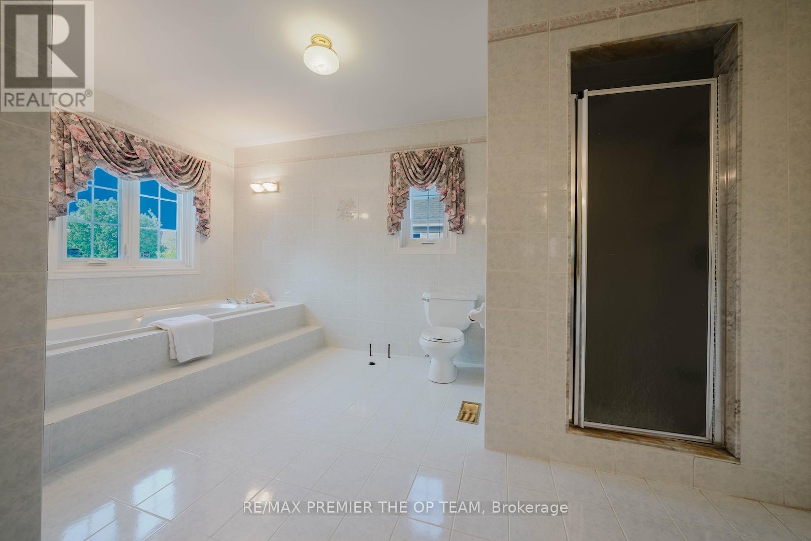 77 Malden Street, Vaughan, Ontario  L4L 8J3 - Photo 29 - N12429658