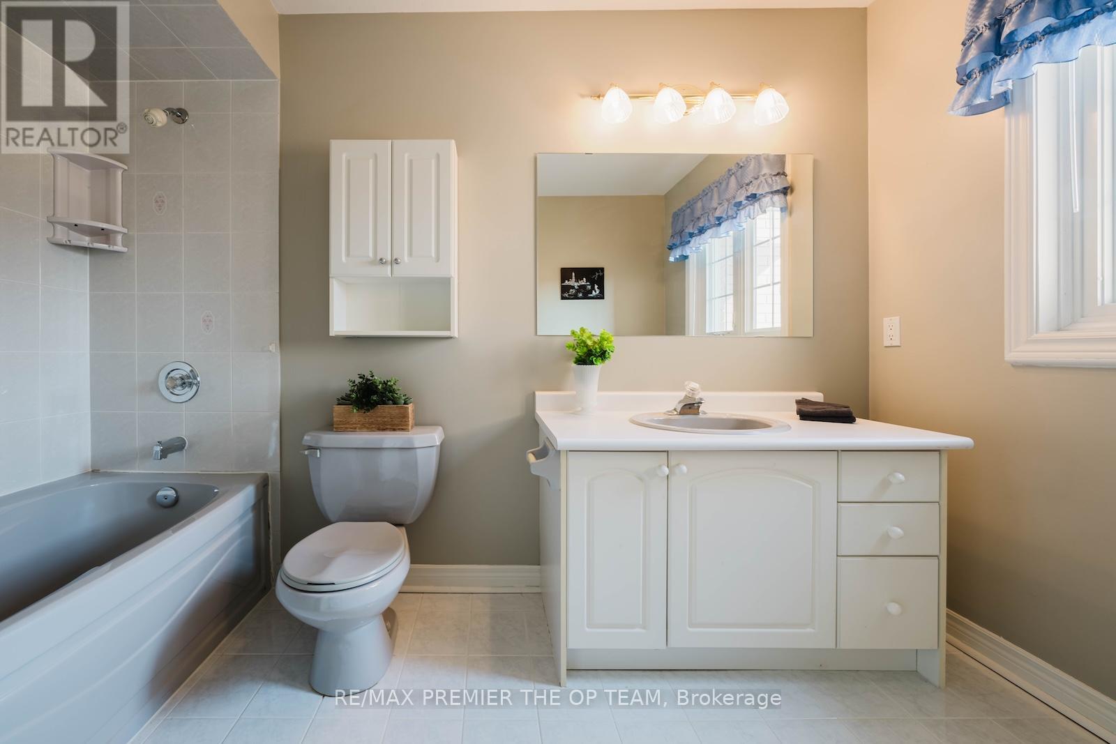 77 Malden Street, Vaughan, Ontario  L4L 8J3 - Photo 31 - N12429658