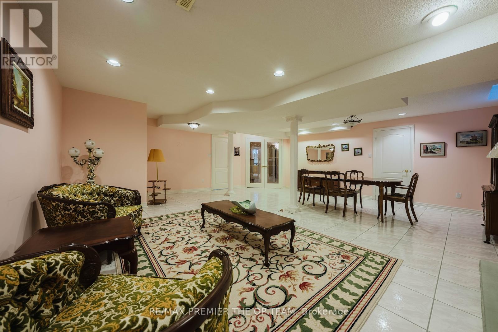 77 Malden Street, Vaughan, Ontario  L4L 8J3 - Photo 37 - N12429658
