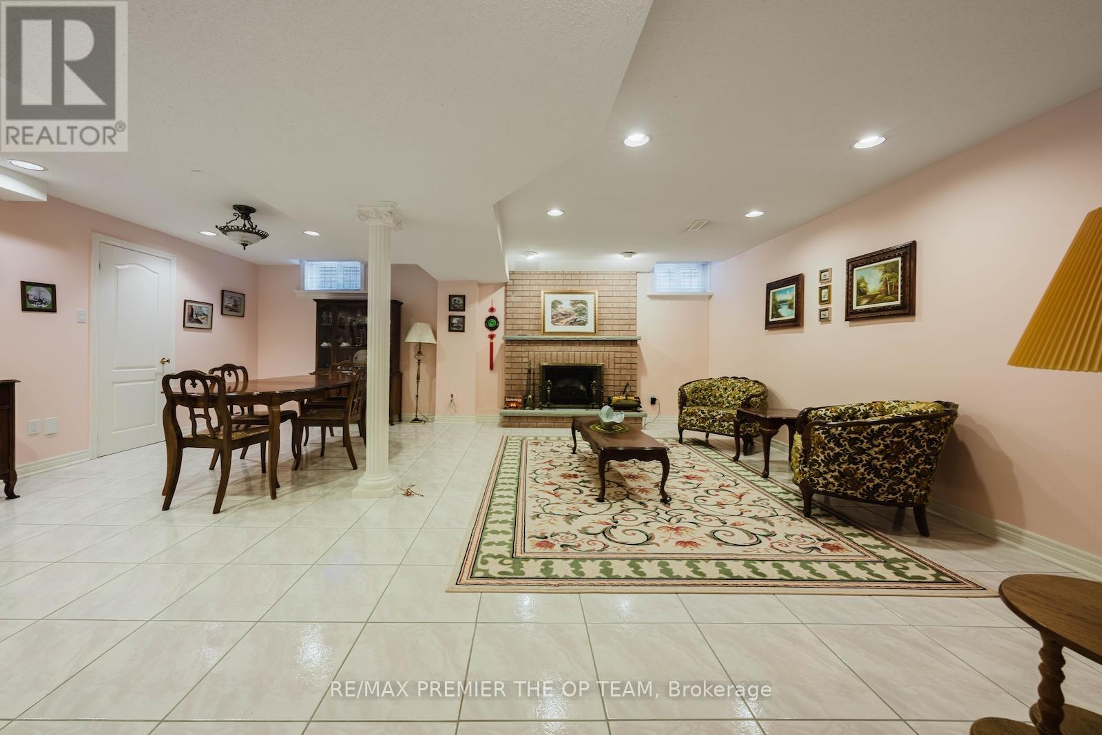 77 Malden Street, Vaughan, Ontario  L4L 8J3 - Photo 38 - N12429658