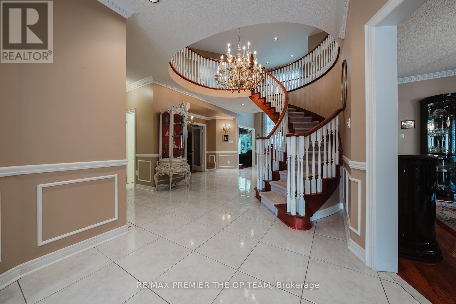 77 Malden Street, Vaughan, Ontario  L4L 8J3 - Photo 6 - N12429658