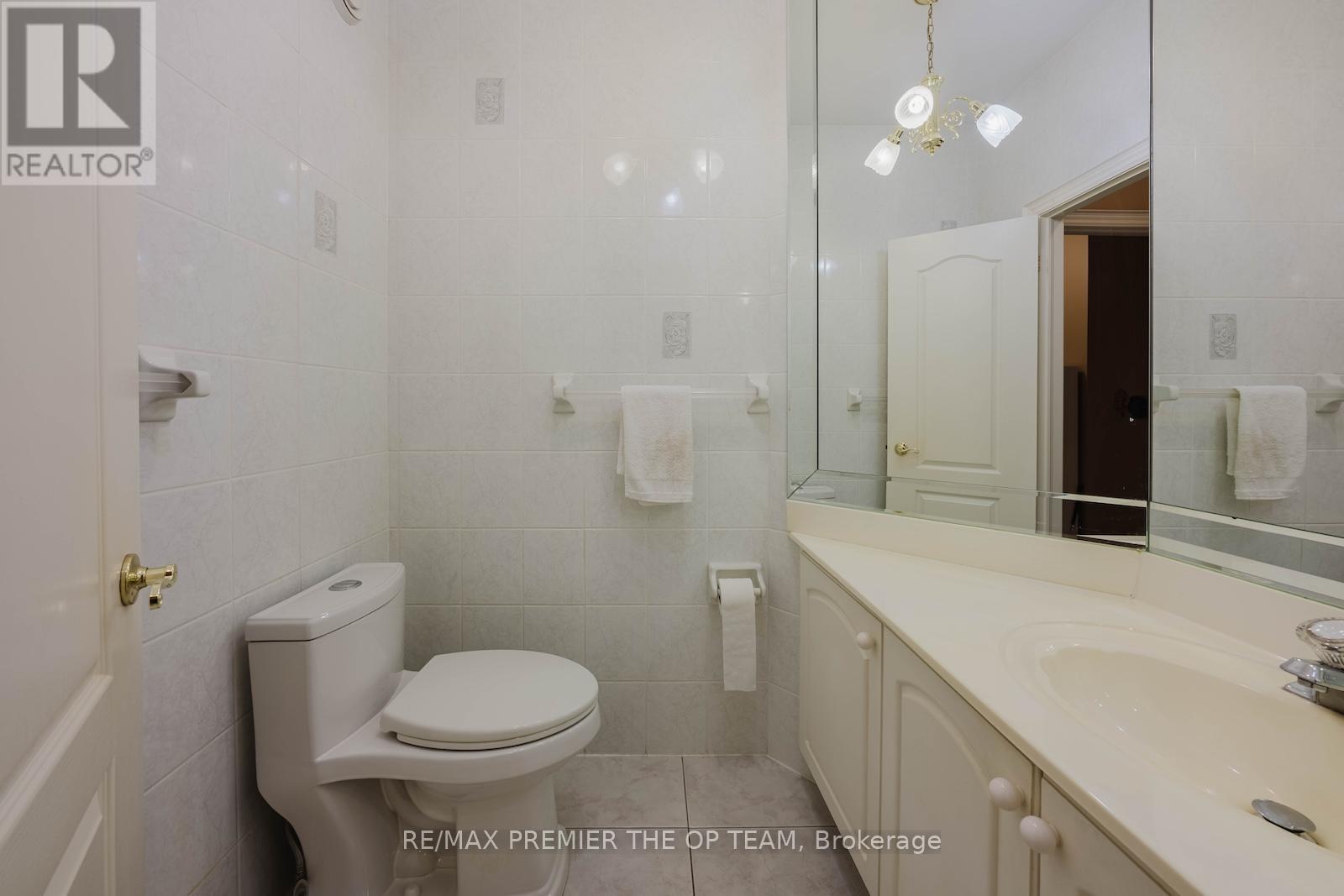 77 Malden Street, Vaughan, Ontario  L4L 8J3 - Photo 7 - N12429658
