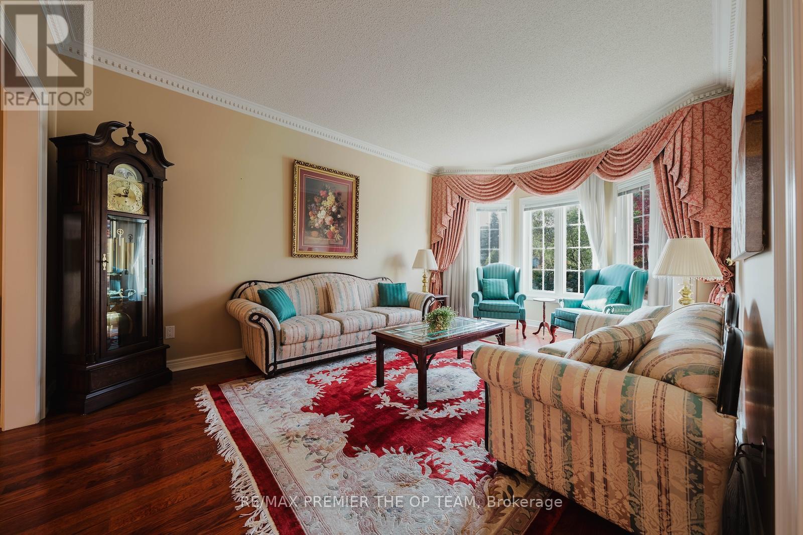 77 Malden Street, Vaughan, Ontario  L4L 8J3 - Photo 9 - N12429658