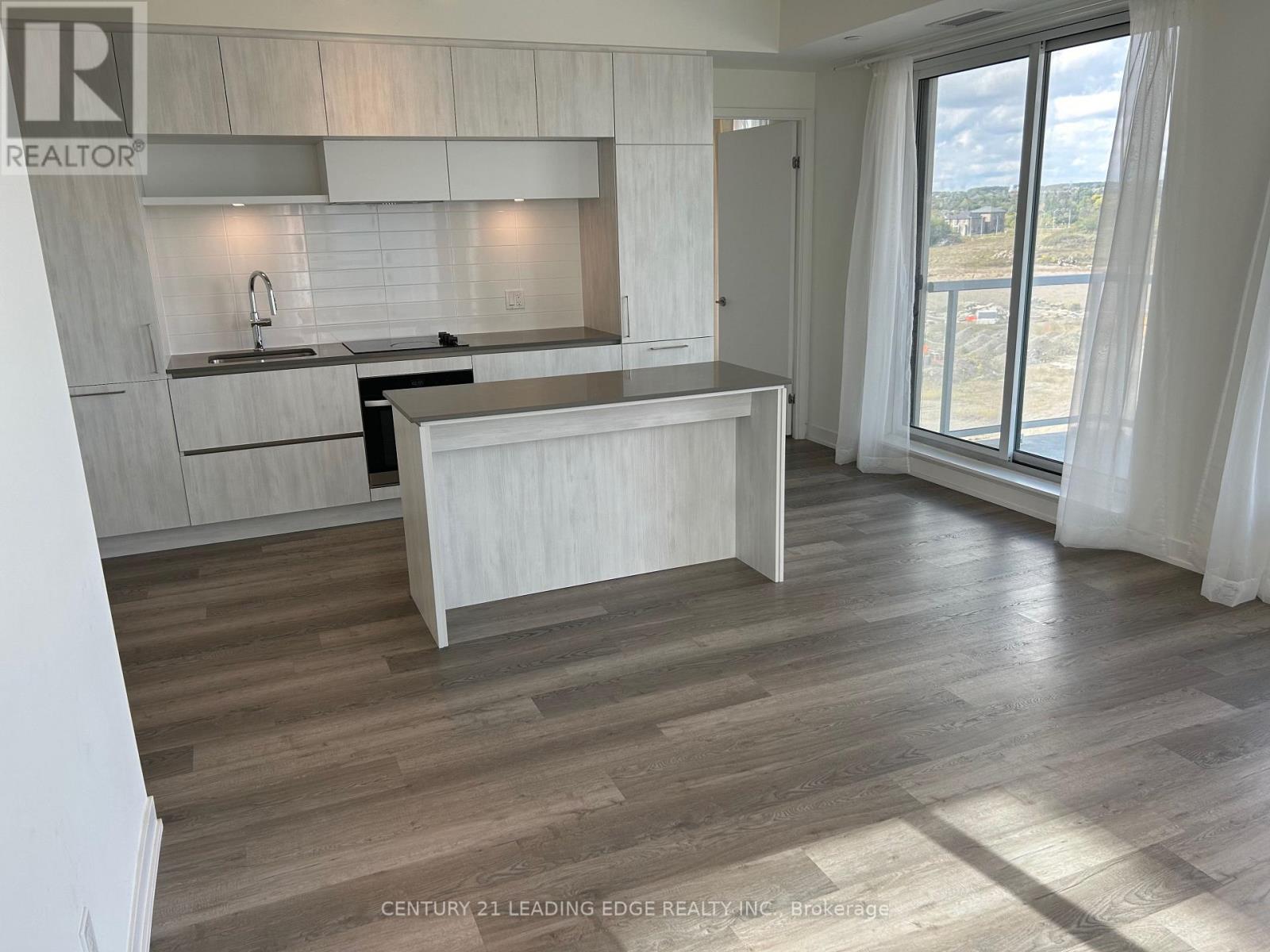 529 - 2 David Eyer Road, Richmond Hill, Ontario  L4S 0N6 - Photo 18 - N12432197
