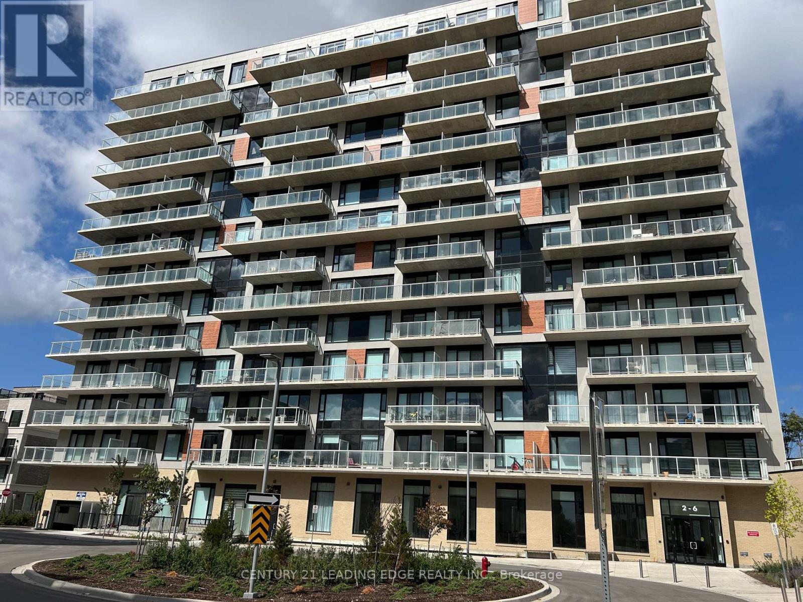 529 - 2 David Eyer Road, Richmond Hill, Ontario  L4S 0N6 - Photo 2 - N12432197
