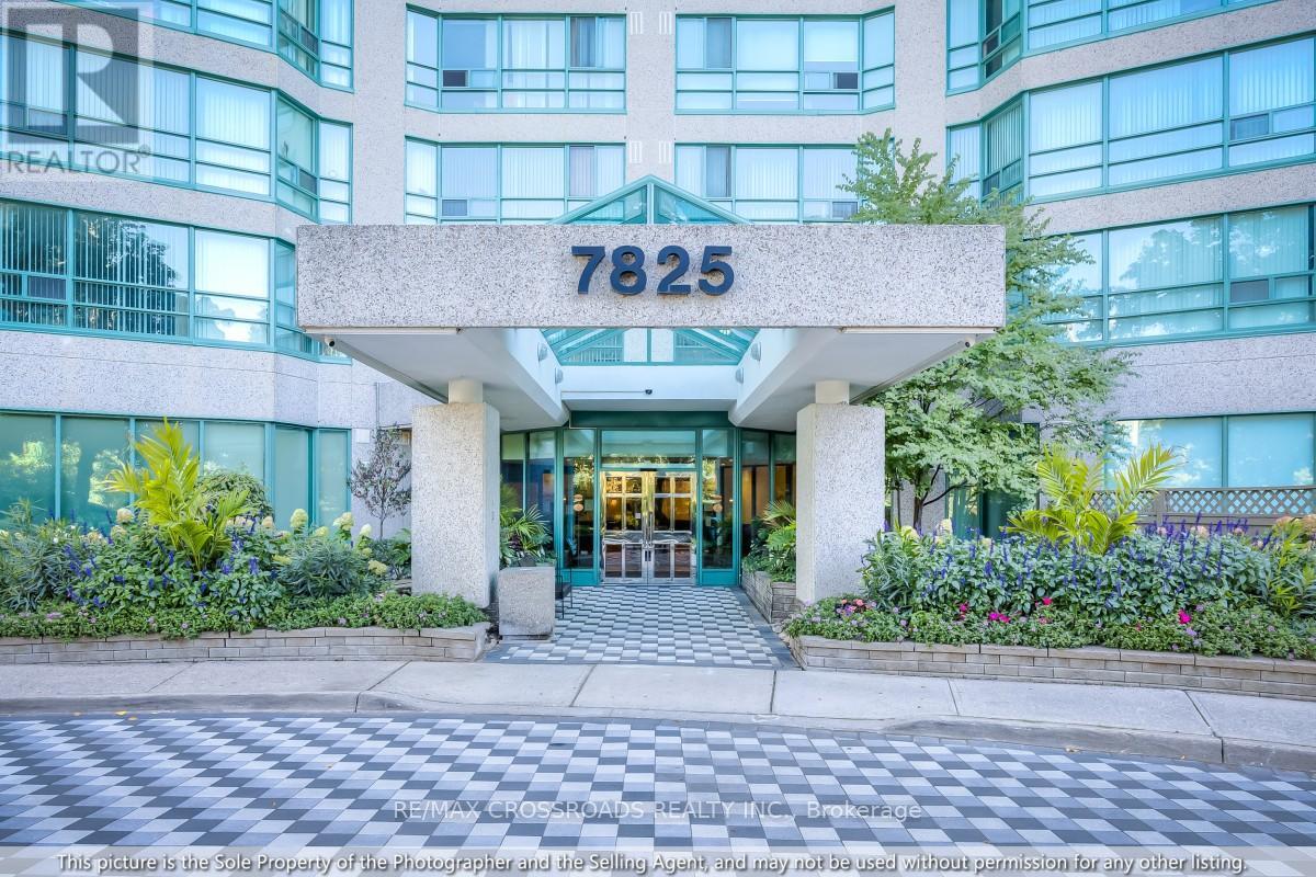 304 - 7825 Bayview Avenue, Markham, Ontario  L3T 7N2 - Photo 2 - N12432198