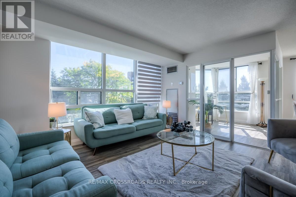 304 - 7825 Bayview Avenue, Markham, Ontario  L3T 7N2 - Photo 7 - N12432198